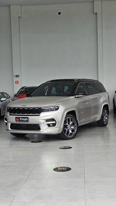 JEEP COMMANDER 1.3 T270 TURBO FLEX OVERLAND AT6 JEEP COMMANDER 1.3 T270 TURBO FLEX OVERLAND AT6